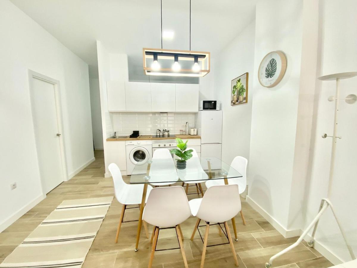 Puente Praga Aparment Apartman Madrid Kültér fotó