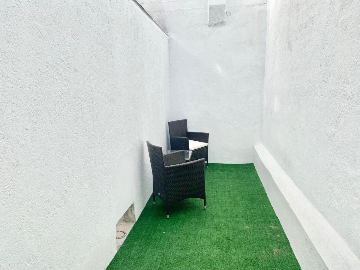 Puente Praga Aparment Apartman Madrid Kültér fotó