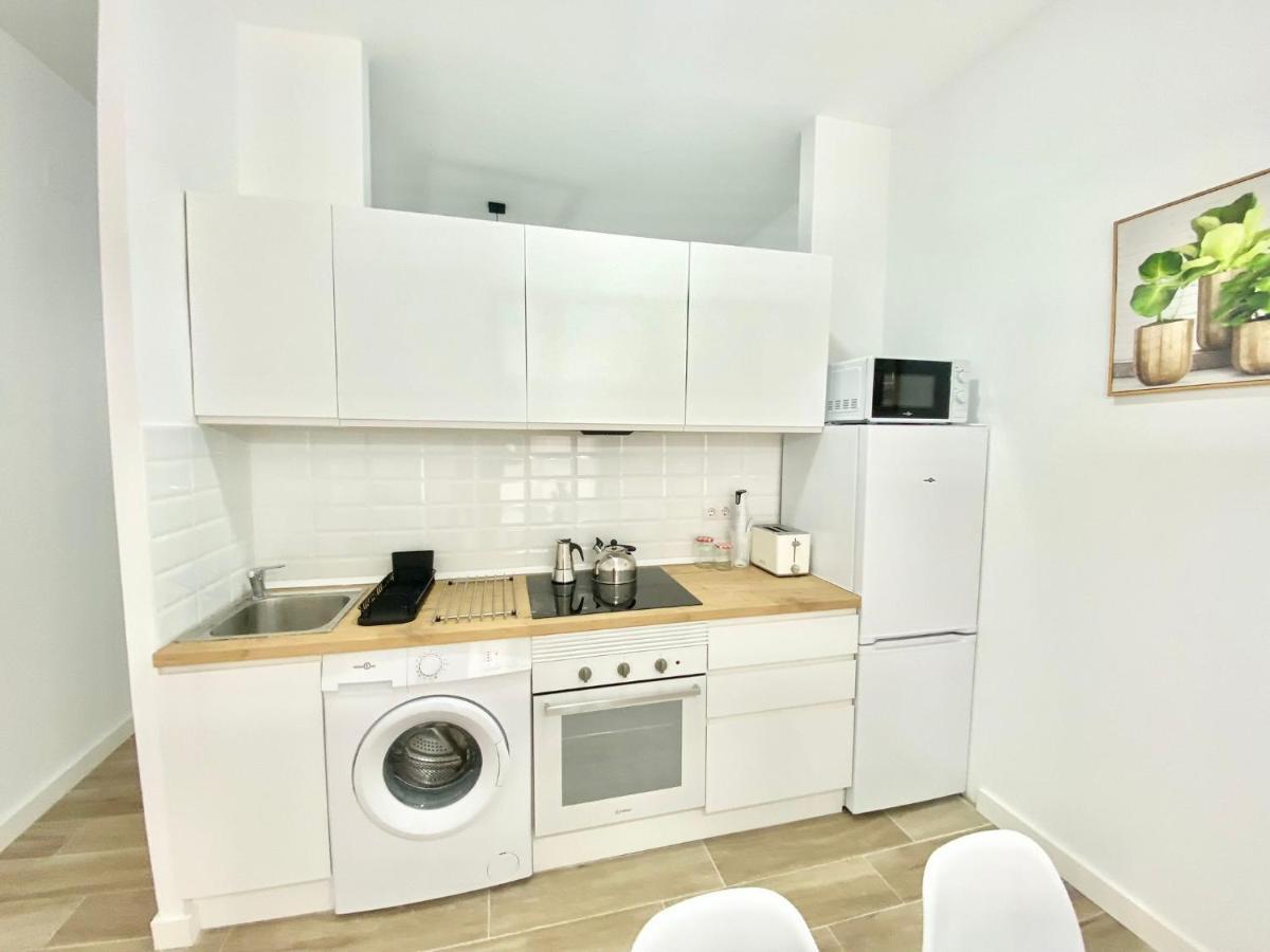 Puente Praga Aparment Apartman Madrid Kültér fotó