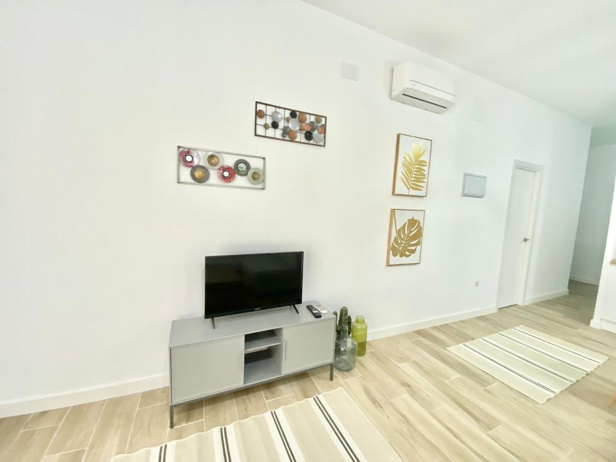 Puente Praga Aparment Apartman Madrid Kültér fotó