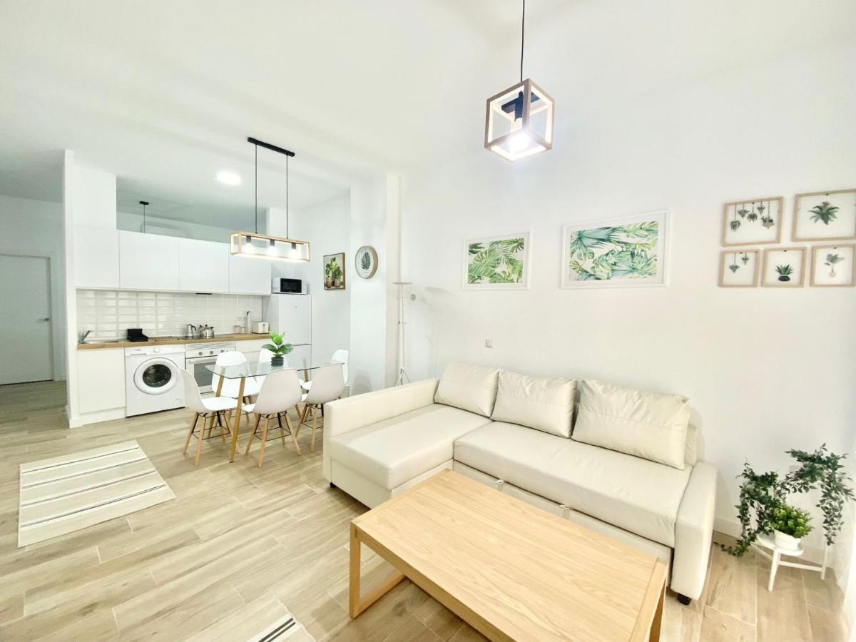 Puente Praga Aparment Apartman Madrid Kültér fotó