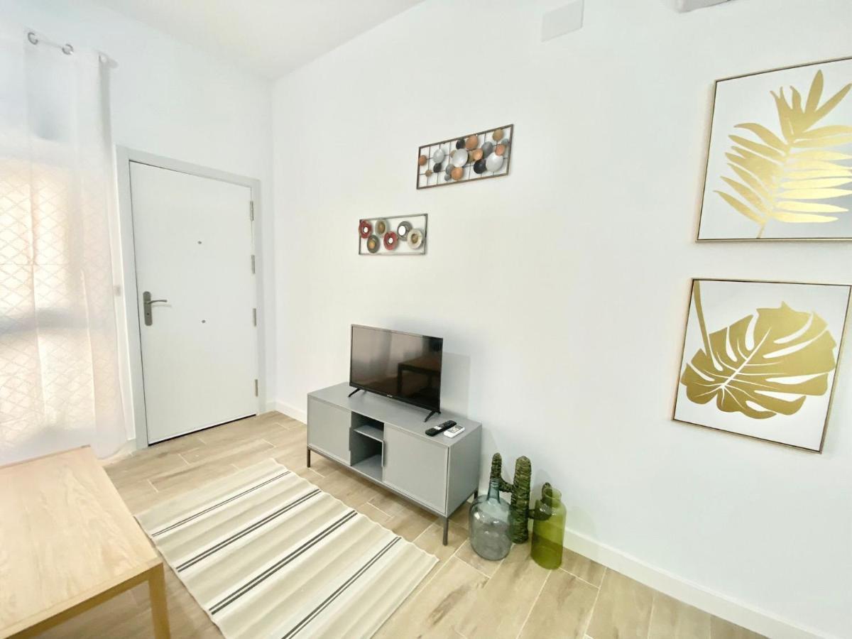 Puente Praga Aparment Apartman Madrid Kültér fotó
